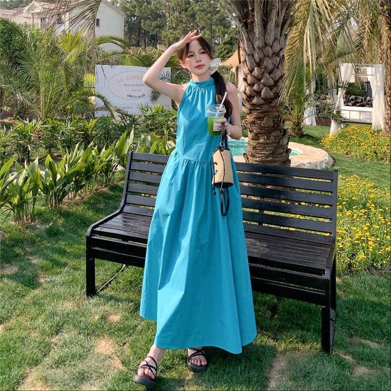 蓝色无袖挂脖吊带连衣裙女夏2025新款显瘦气质优雅高级感长裙,女装连衣裙,蝶眷