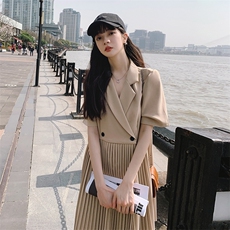 甜酷风盐系西装连衣裙女春夏2025年新款夏装设计感又a又飒百褶裙，女装连衣裙，2C053