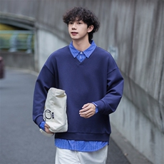 藏青色