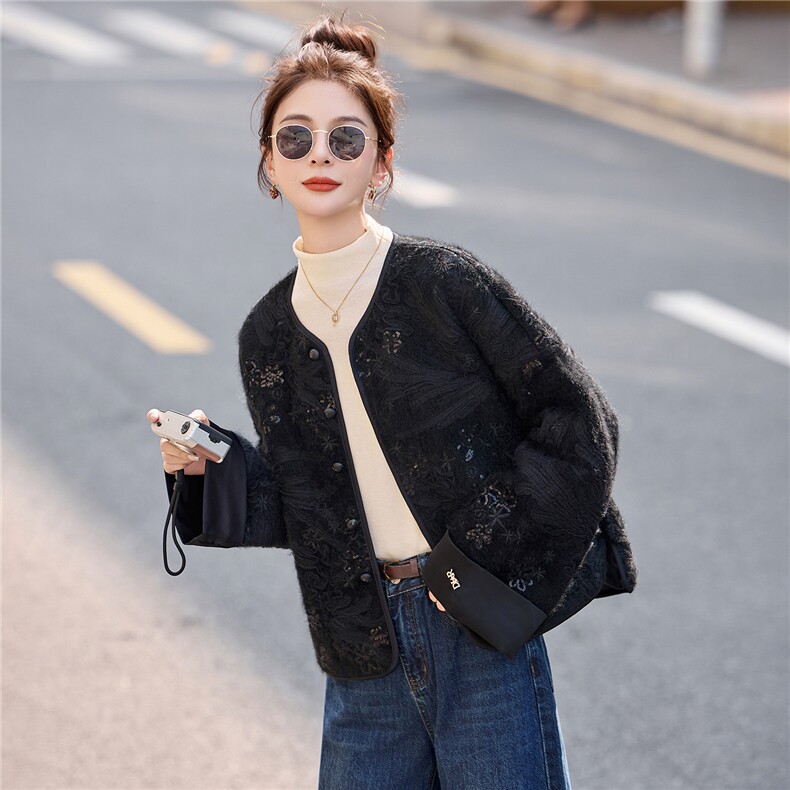 真兔毛绒短外套女冬季2025新品显瘦气质小众设计感新中式时尚女装,女装短外套,意芙