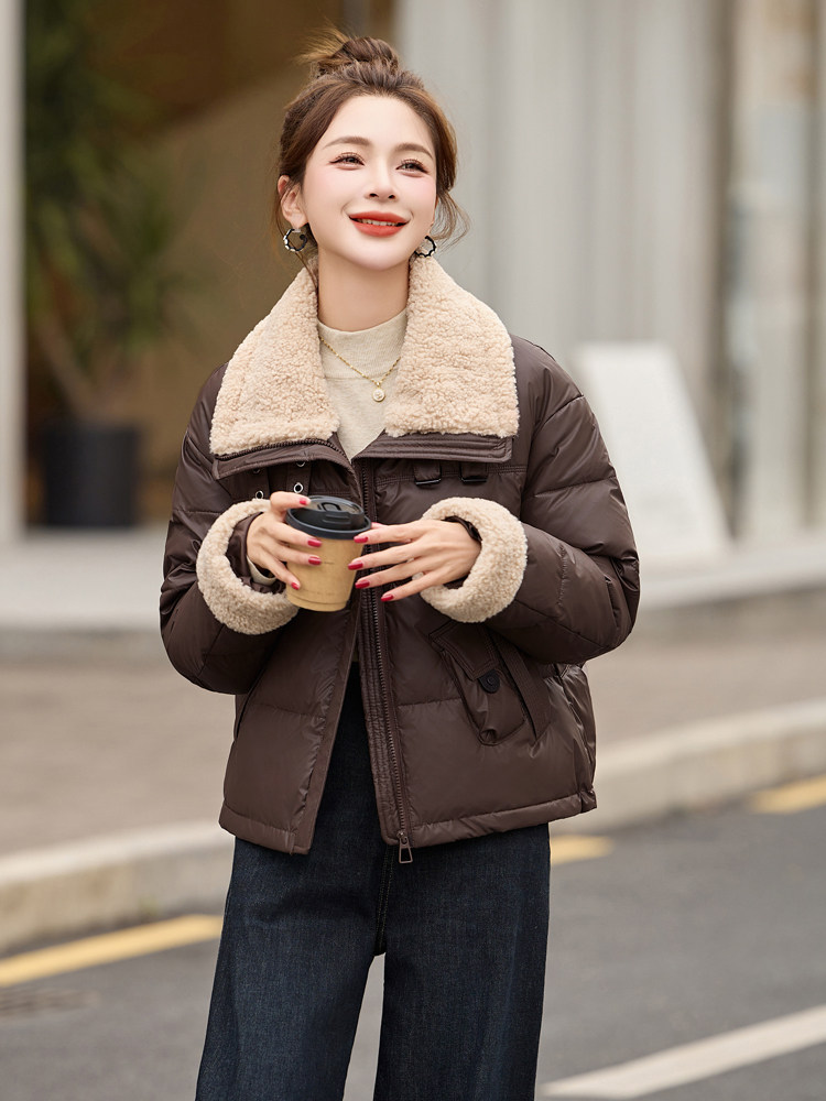 羊羔毛领拼接PU皮羽绒服女2025冬季新款小个子时尚洋气白鸭绒外套,女装羽绒服,沐七七