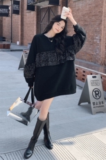 春季新款拼接亮片宽松卫衣连衣裙时尚显瘦百搭女装外套，女装短外套，秀美人生