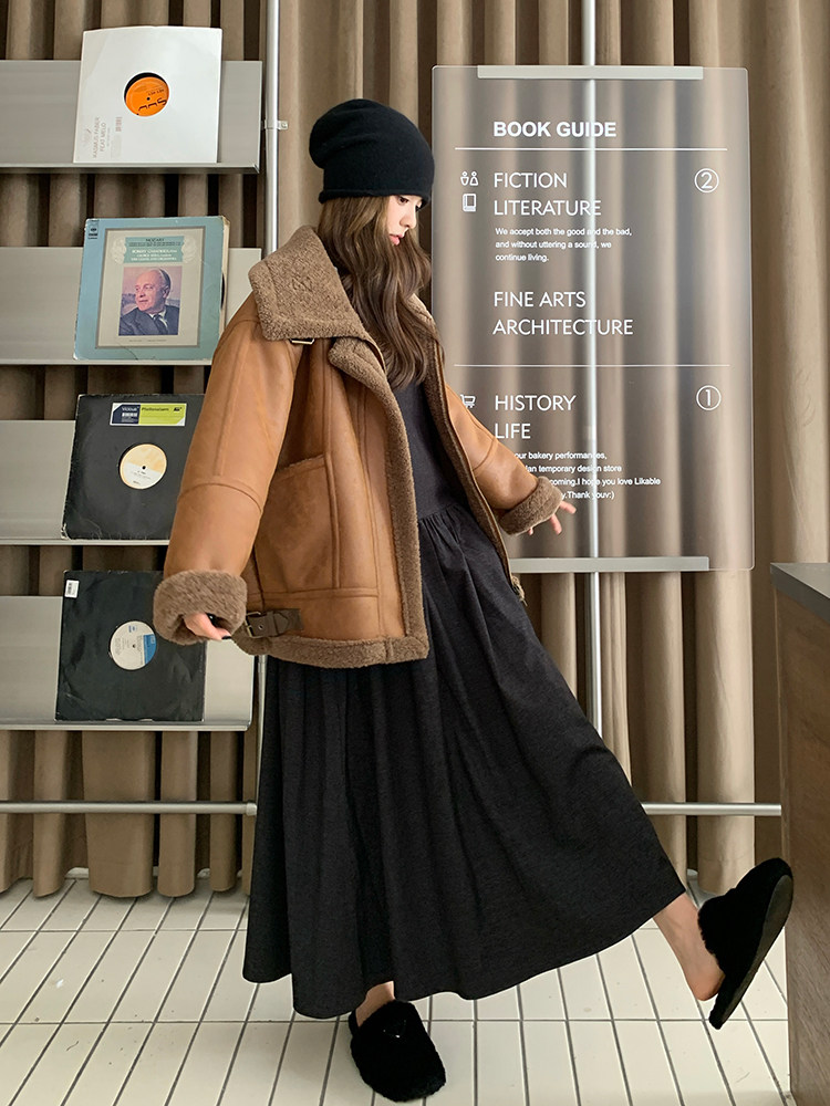 皮毛一体机车服羔毛外套9957-P200-K288,女装皮草,2C025