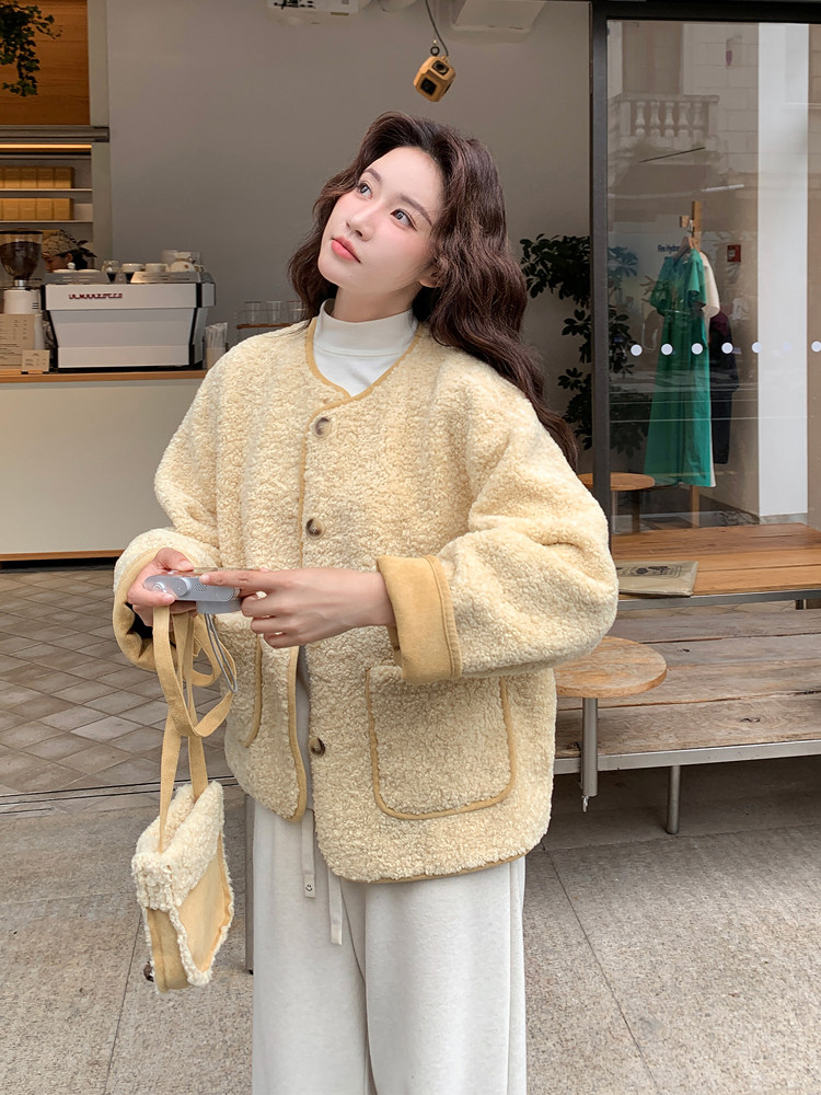淡黄色摇粒绒小香风外套2025新款女冬季日系皮毛一体羊羔毛上衣潮,女装棉衣/棉服,维一诺