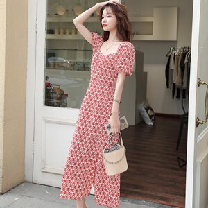 连衣裙女夏2021新款收腰气质女装夏季微胖显瘦女神范方领长款裙子图片