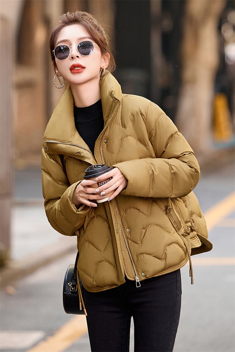 现货羽绒服女短款2024冬季新款小个子时尚轻薄中式盘扣白鸭绒外套,女装羽绒服,琦鑫阁（原依鑫阁）