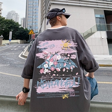 深灰色