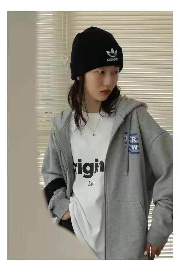 韩潮牌卫衣，女装卫衣/绒衫，LMNC