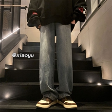 蓝色