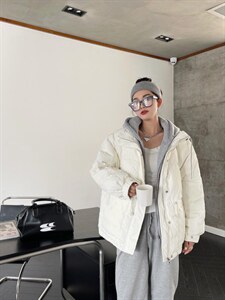 现货主推款羽绒服，假2件图片