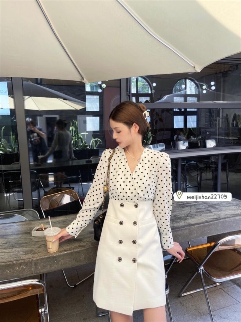 假两件波点连衣裙，女装连衣裙，美巾涵