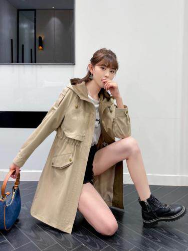 【现货】秋装连帽简单撞色风衣，女装风衣，爽靓爽