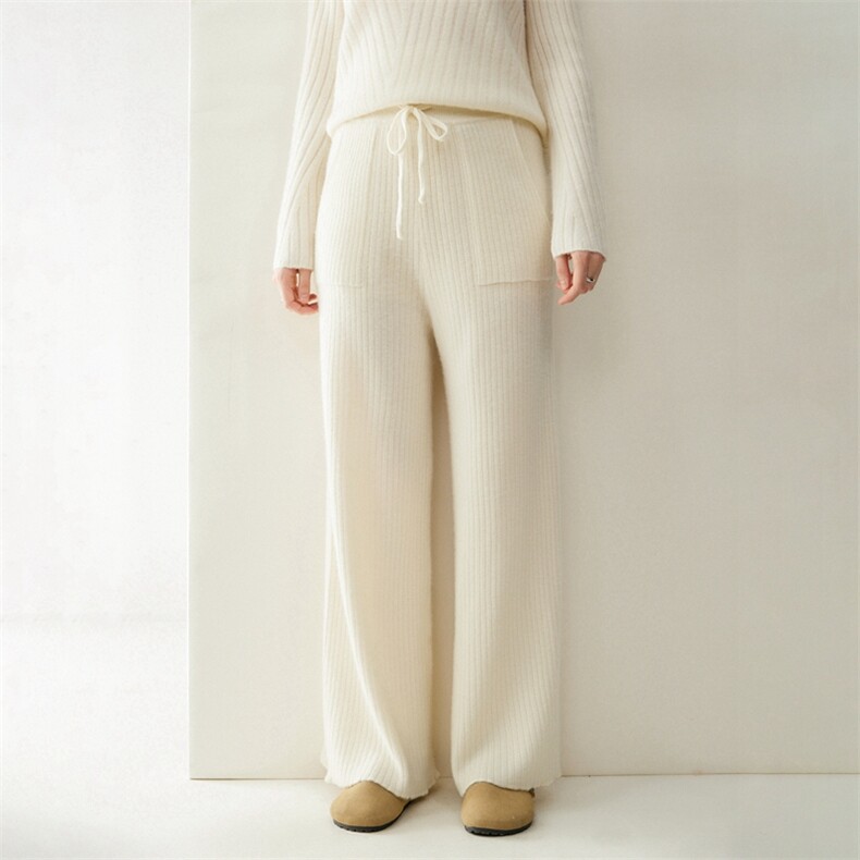 2025年秋季新款百搭女士系绳带兜坑条直通裤，女装休闲裤，纳丰羊绒