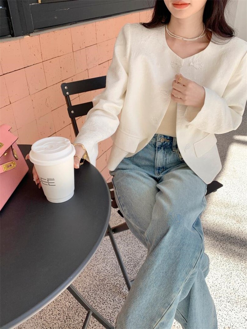 2023年春款风盘扣薄外套，其它，美巾涵