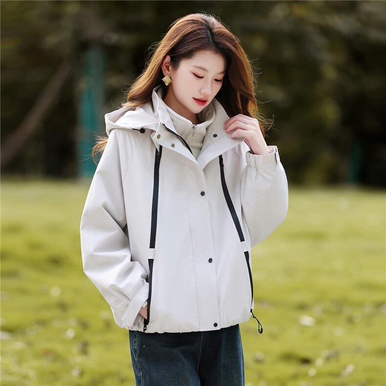 户外休闲连帽三合一冲锋衣外套女2025冬季加绒宽松百搭派克服棉服,女装套装/套裙,丽影随形