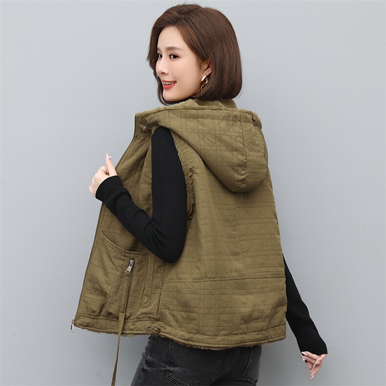 加绒马夹女士短款外套连帽洋气背心中年妈妈马甲外穿秋冬2024新款，女装马甲，曼沙奕珂