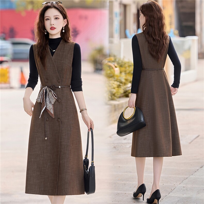 2025年秋季时尚修身两件套套装裙配丝巾，女装套装/套裙，鑫鑫美