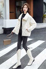 羽绒服2023新款白鸭绒90绒轻薄休闲宽松外套，女装羽绒服，海爱依仁