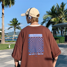 咖啡色