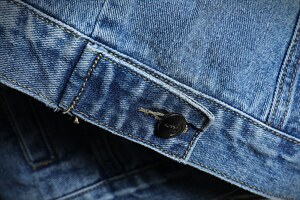 JK920-p65-限价88大量现货牛仔夹克肥仔量足破洞印花大码,男装夹克,星座103A