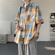 黄色