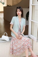 时尚连衣裙，女装连衣裙，名 鸿