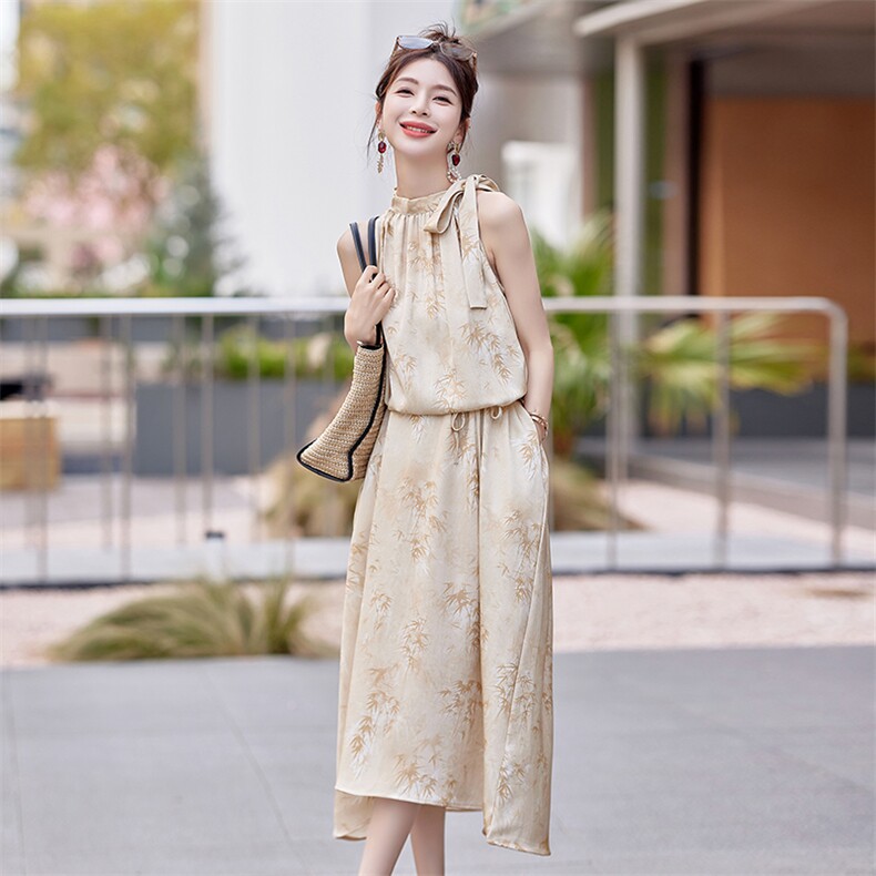 无袖挂脖连衣裙女夏长款2025新款绝美收腰露肩法式长裙气质高级感,女装连衣裙,难舍钰依