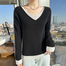 23秋冬V领拼色100%纯羊毛衫女假两件长袖毛衣宽松绒针织打底衫，女装羊毛衫，冀清阳荣