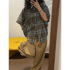 蓝色
