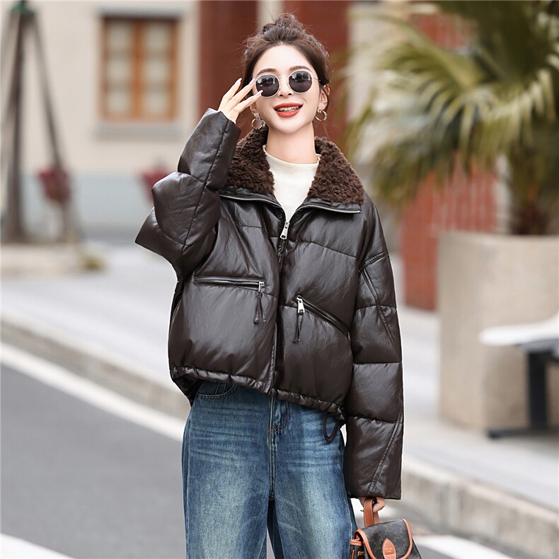 2025蛋白pu皮羽绒服女短款冬季新款免洗羊羔毛领小个子白鸭绒外套,女装羽绒服,意芙