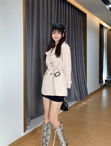现货风衣外套三色三码图片