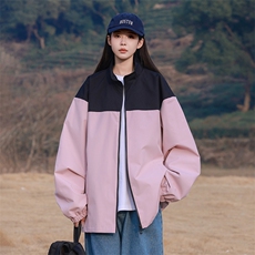 粉红色