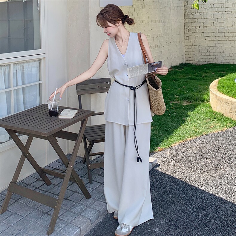 宽松型针织衫休闲白色美式脏脏风欧美风时髦小姨风通勤显瘦气质,女装套装/套裙,2C110