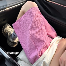 粉红色