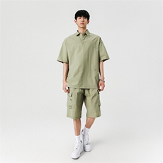 绿色