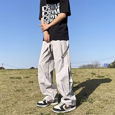 灰色