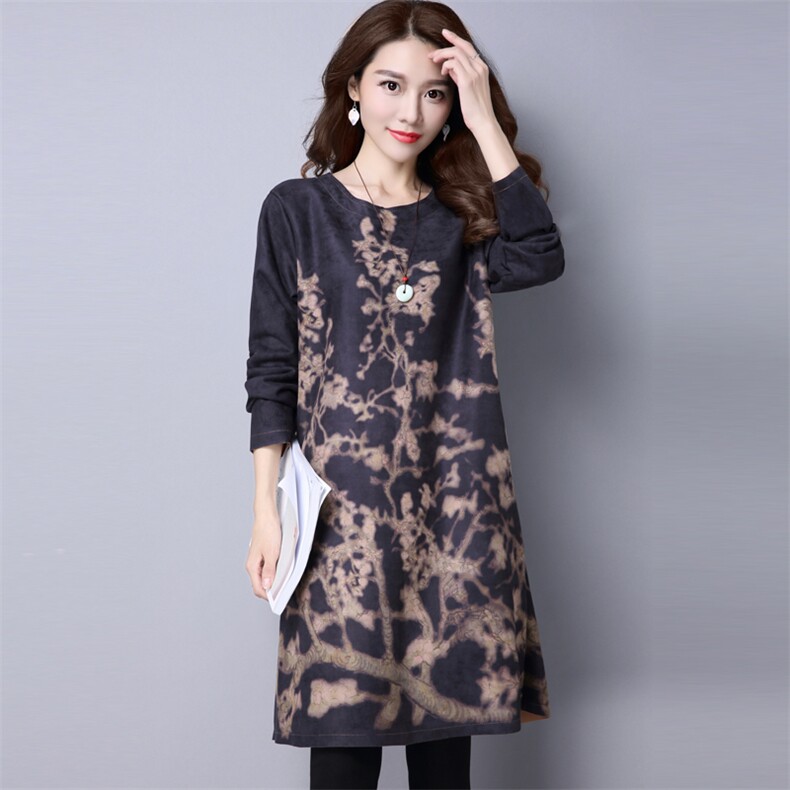 2022年冬季长袖不对称印染中长款圆领连衣裙套头，女装大码女装，秋牧寒烟
