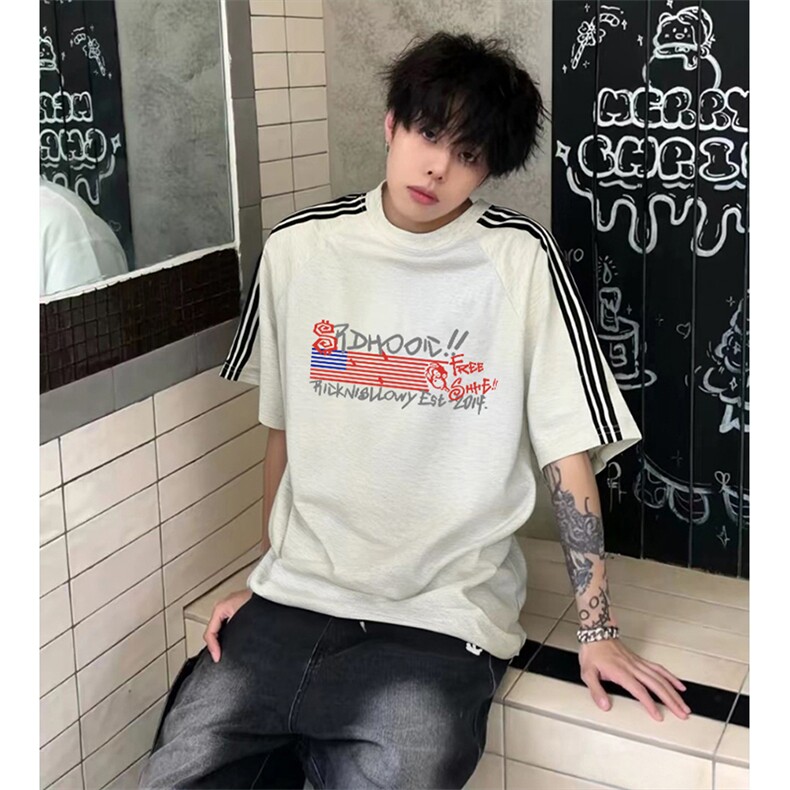 抖音得物品质二开240克宽松纯棉美式潮牌印花三条杠中性风短袖T恤，男装T恤，电商A486-1