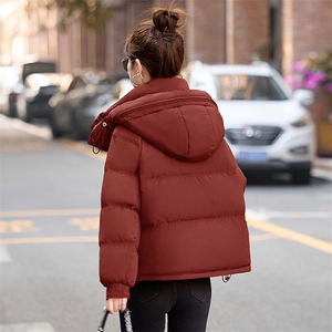 咖色连帽短款羽绒服女2024新款冬季爆款时尚保暖白鸭绒面包服外套图片