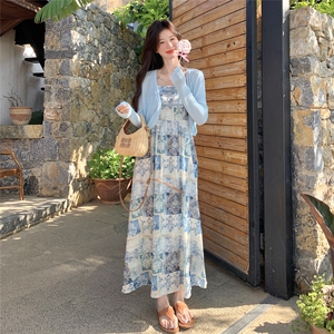 碎花吊带连衣裙冰丝针织防晒开衫两件套法式浪漫优雅度假风套装裙图片