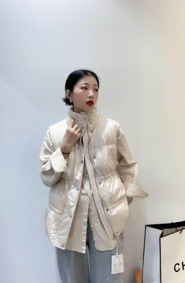 现货欧货羽绒马甲，女装马甲，悠奈尔