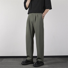 灰绿色