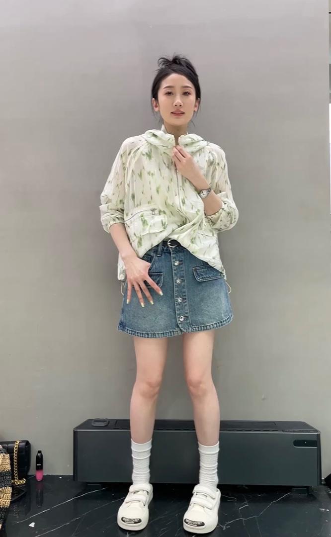 树叶花纹连帽防晒外套,女装其它,L·H·X