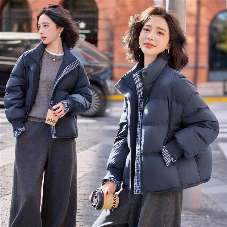 2025年冬季新款时尚格纹拼接立领羽绒服女，女装羽绒服，美沁