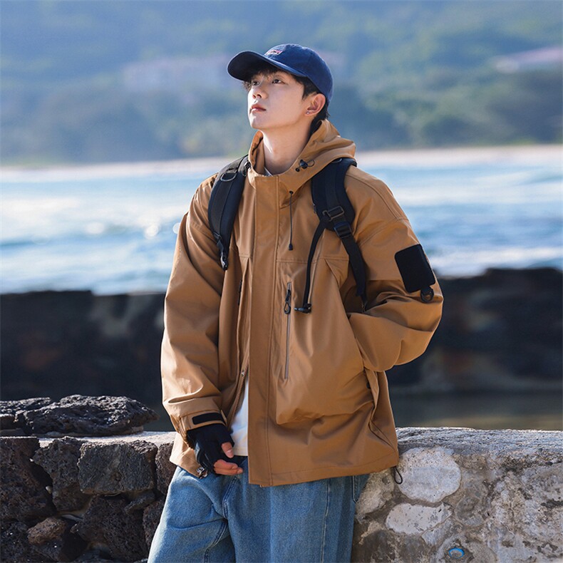 春款现货中性风三防户外夹克男连帽冲锋衣外套DSA157B-J127-P65图片