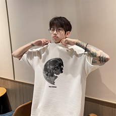 白色