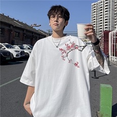 米白色