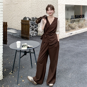 高级通勤风穿搭咖色马甲套装女2025春秋超火好看阔腿裤气质两件套
