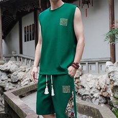 绿色