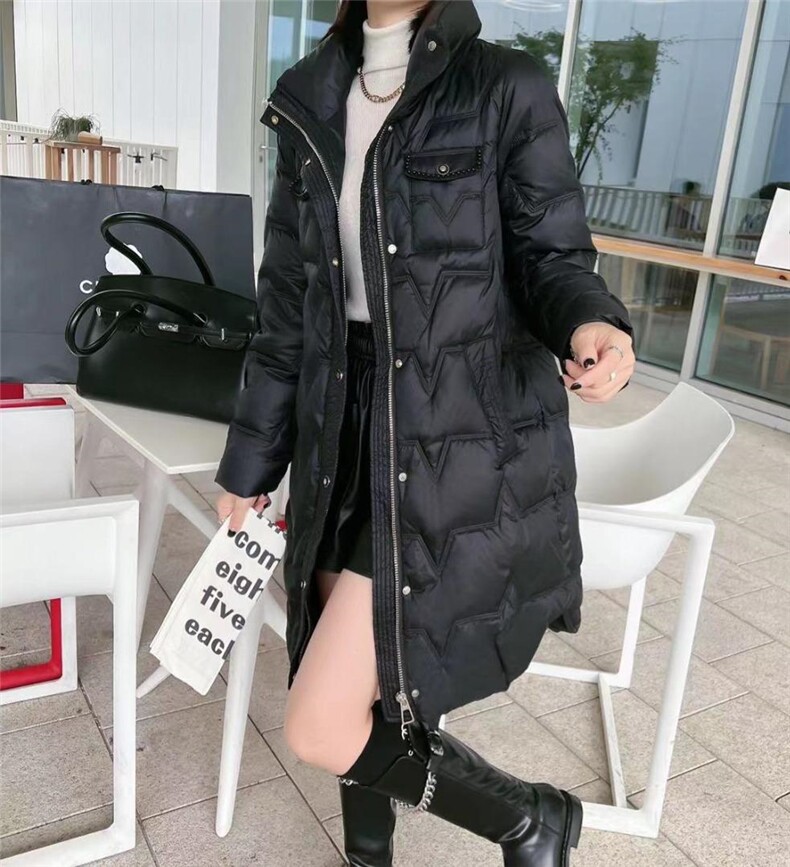 [现货]羽绒服，三色，四个尺码，女装羽绒服，依柏璐